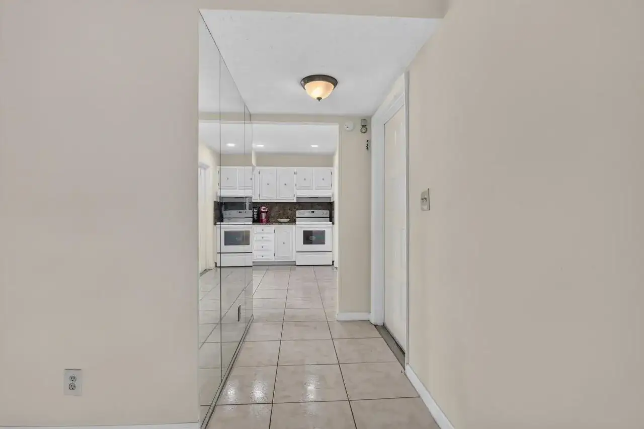 4140 NW 44th Avenue # 411, Lauderdale Lakes FL 33319 photo 4