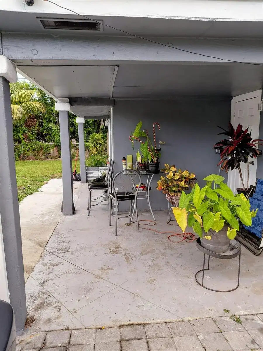 3210 NW 18th Place, Lauderhill FL 33311 photo 3
