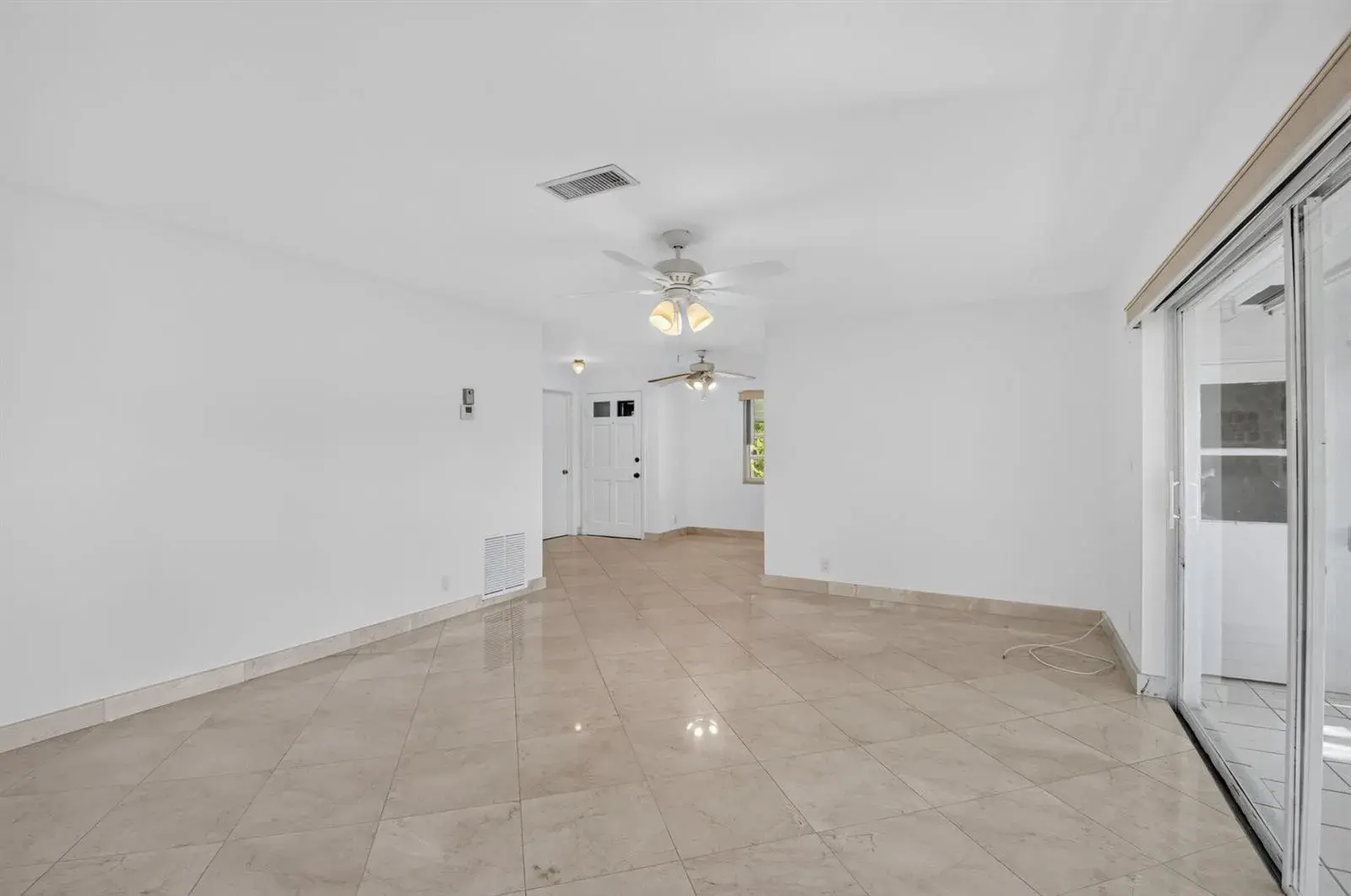 300 NW 42nd St, Boca Raton FL 33431