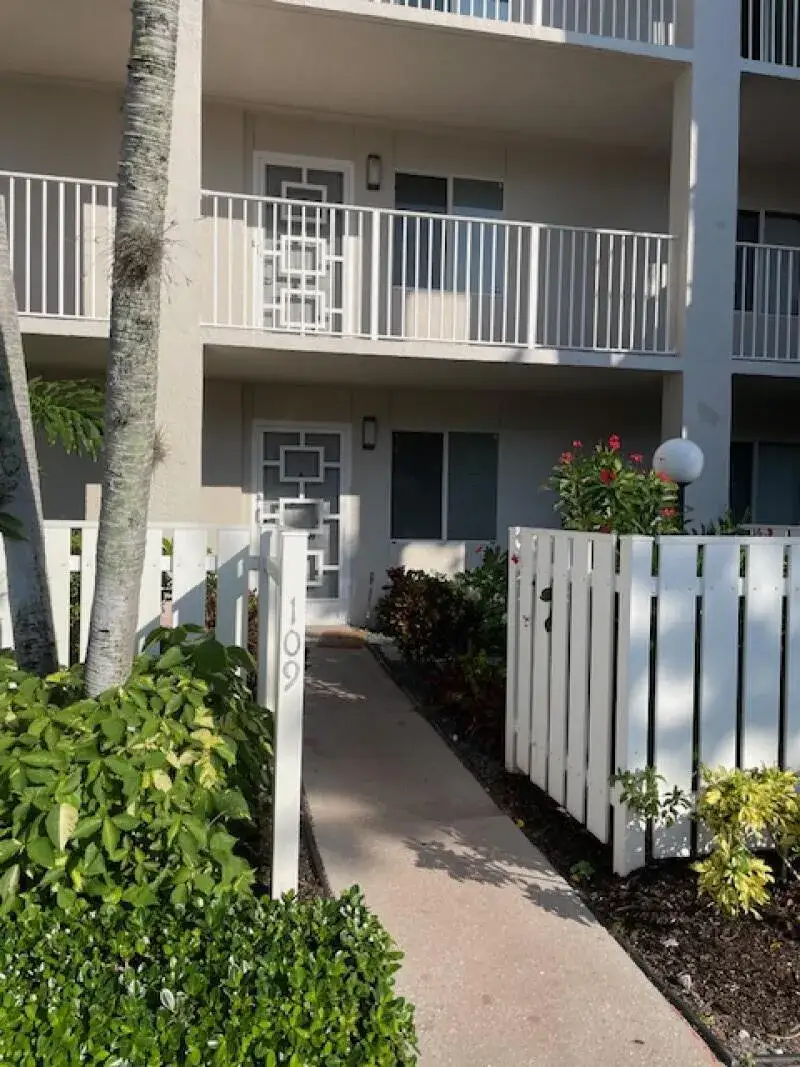 14111 Royal Vista Drive # 109, Delray Beach FL 33484