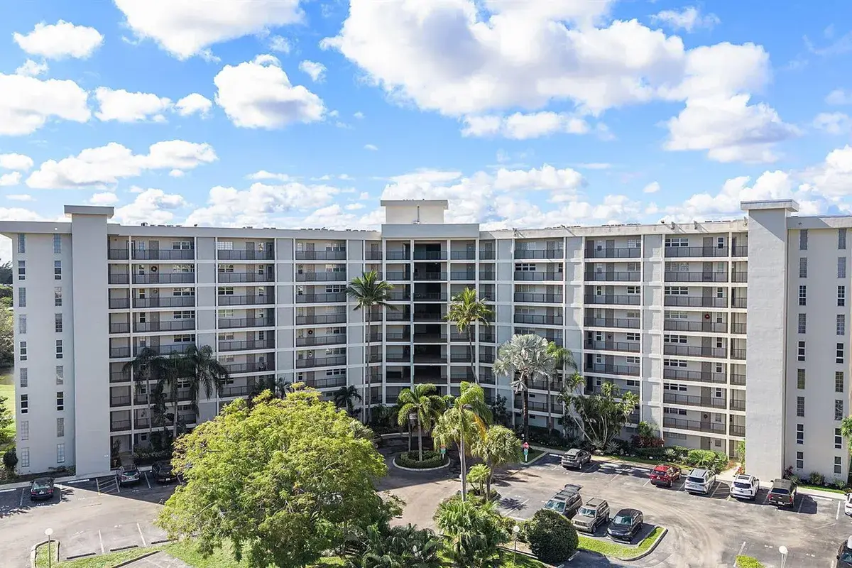 2681 S Course Drive # 712, Pompano Beach FL 33069