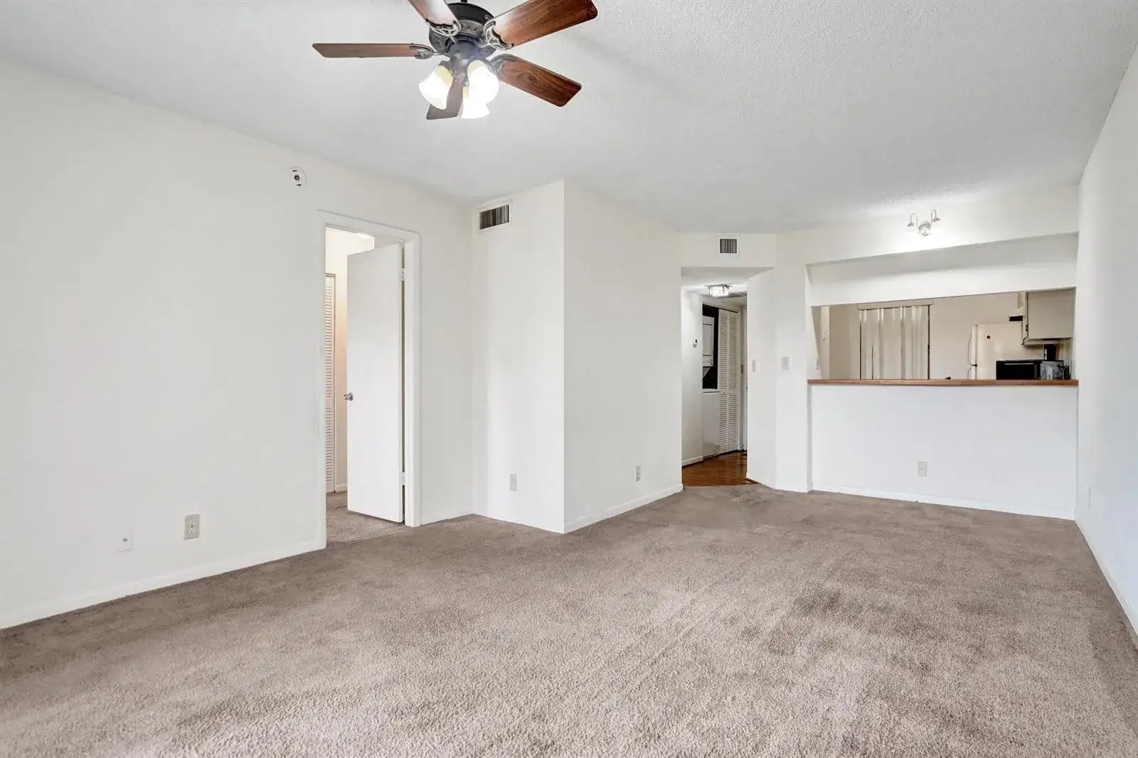 10451 W Broward Boulevard # 205, Plantation FL 33324 photo 3