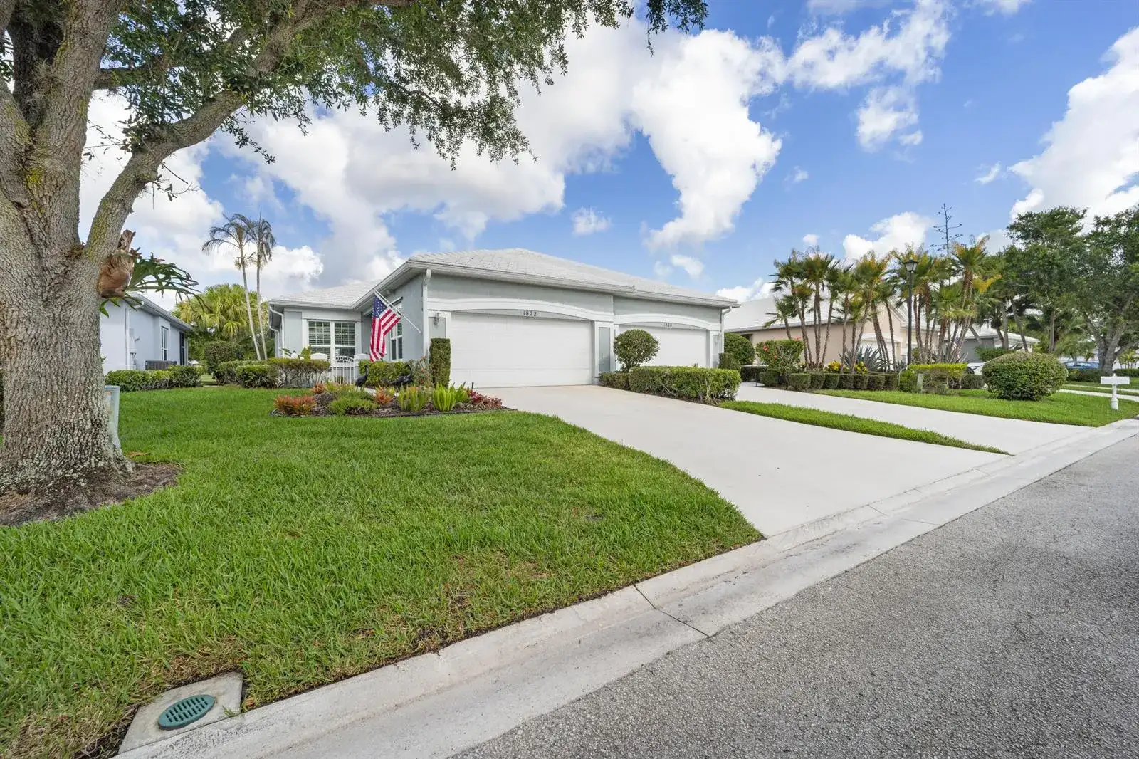 1822 SW Willowbend Lane, Palm City FL 34990 photo 2