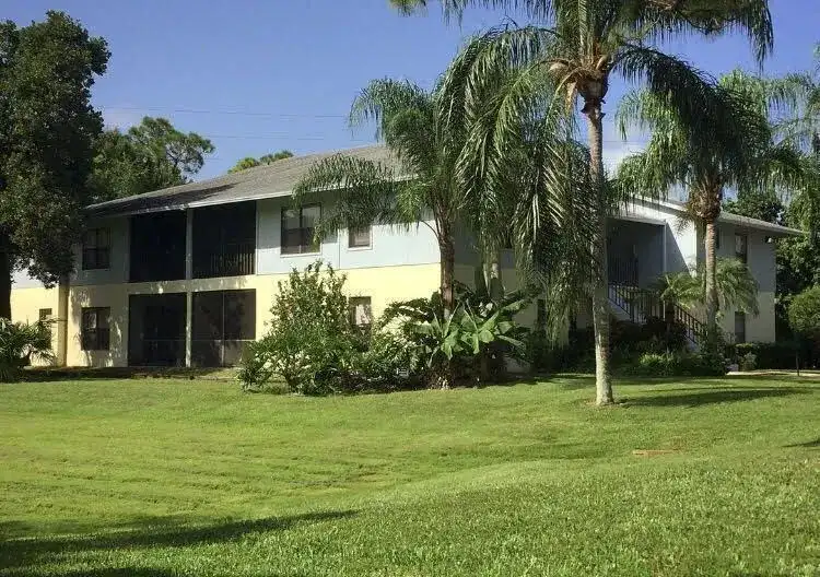 6553 SE Federal Highway # 203, Stuart FL 34997