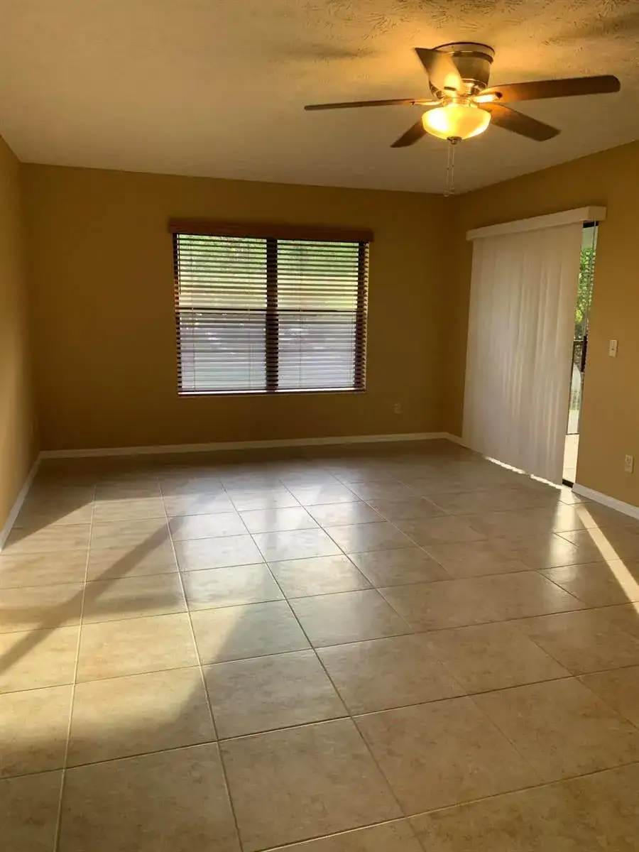 6553 SE Federal Highway # 203, Stuart FL 34997 photo 5