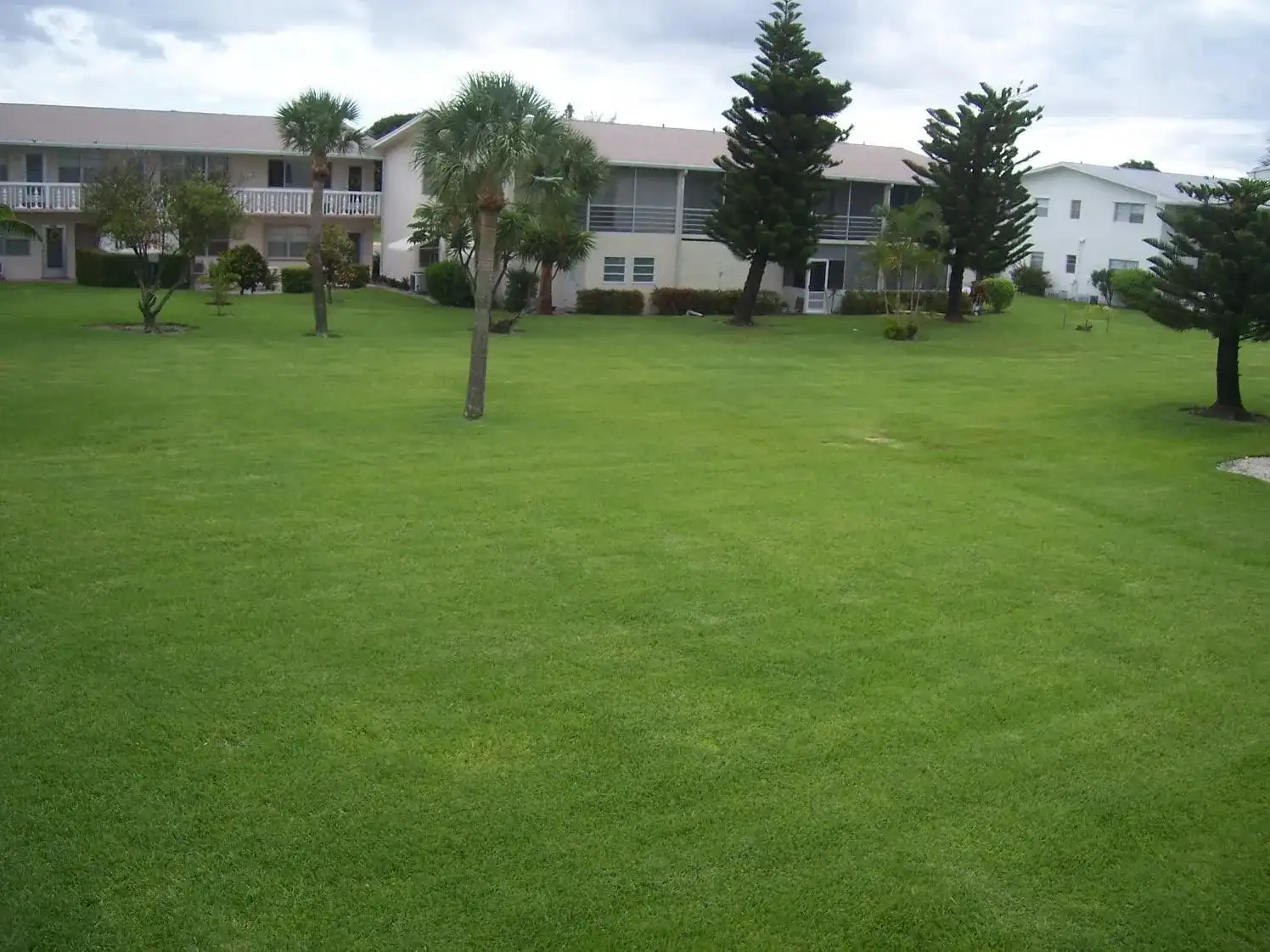 21 Waltham A # 21, West Palm Beach FL 33417