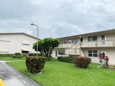 21 Waltham A # 21, West Palm Beach FL 33417 photo 2