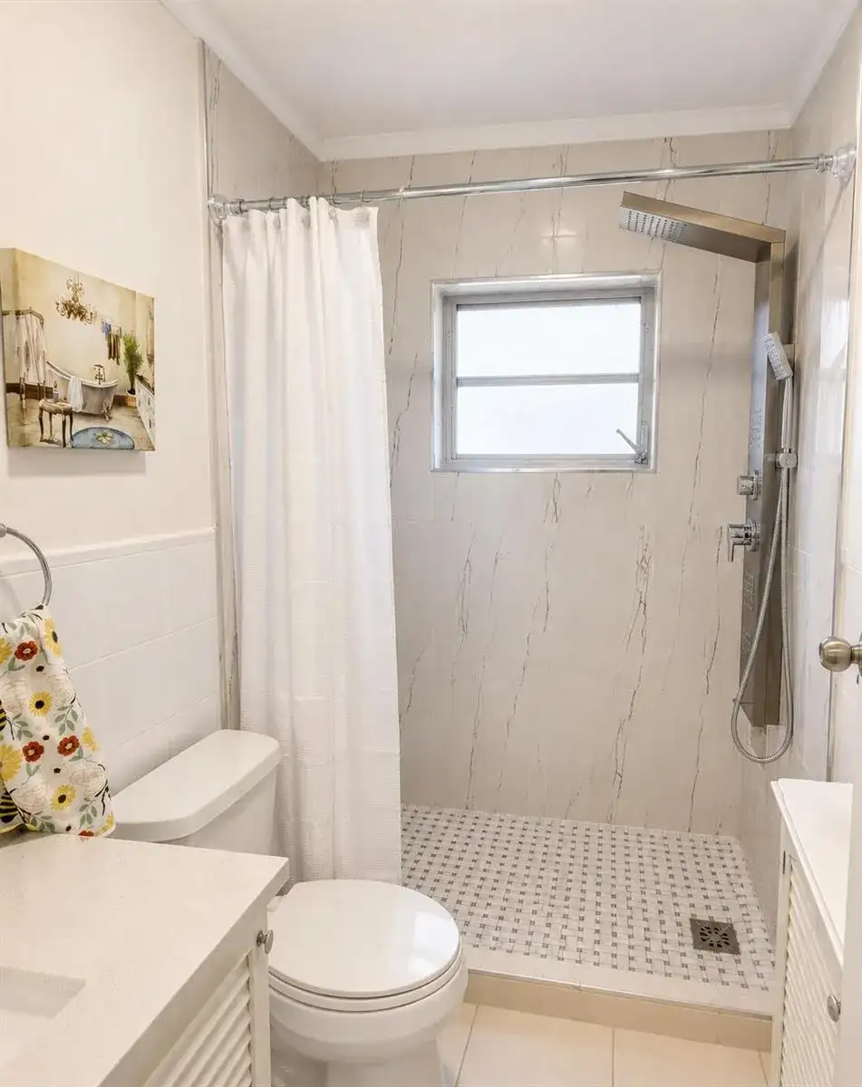 1450 Atlantic Shores Boulevard # 212, Hallandale Beach FL 33009 photo 2