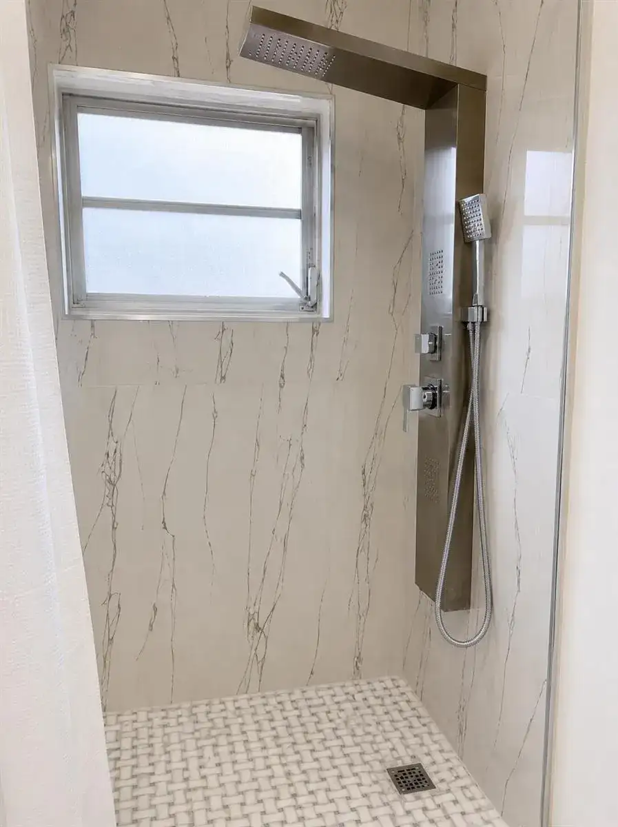 1450 Atlantic Shores Boulevard # 212, Hallandale Beach FL 33009 photo 4