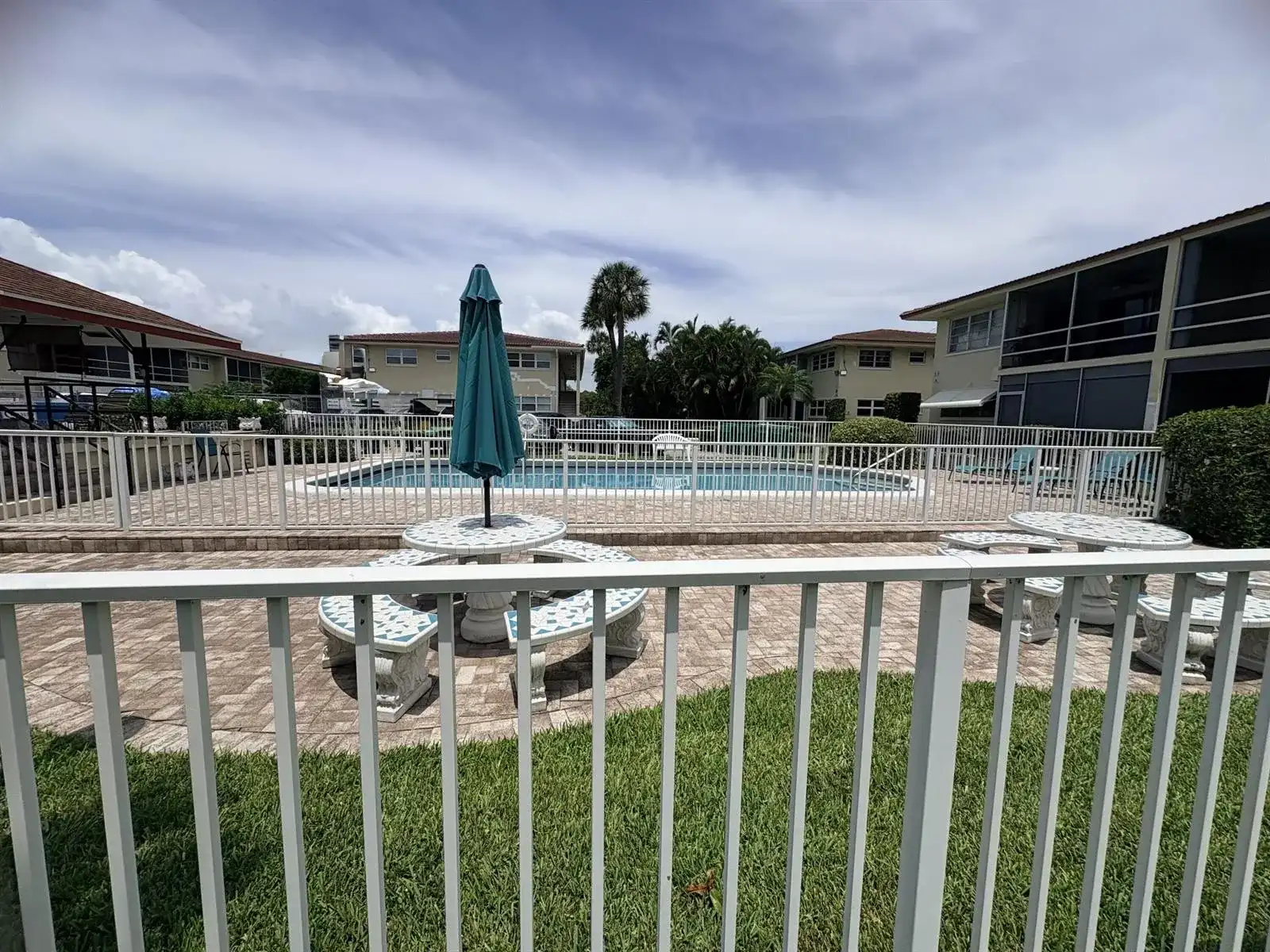 2202 NE 36th Street # 17, Lighthouse Point FL 33064