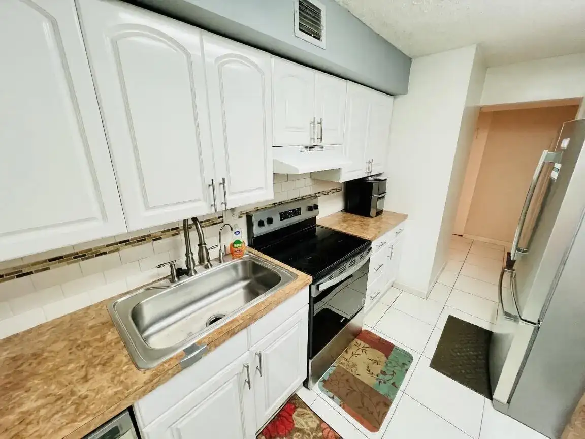 3821 Environ Boulevard # 203, Lauderhill FL 33319 photo 2