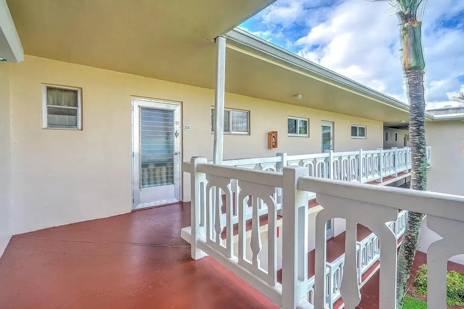 2606 Garden Drive S # 304, FL 33461 photo 2