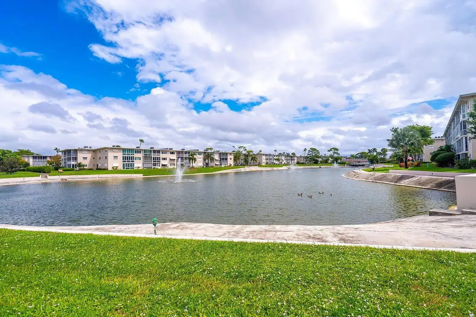 2606 Garden Drive S # 304, FL 33461 photo 3
