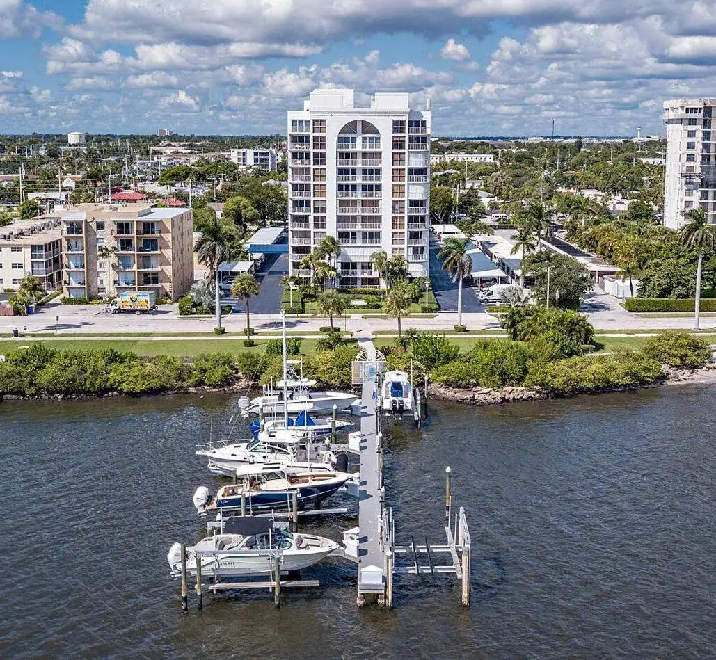 3901 S Flagler Drive # 901, West Palm Beach FL 33405