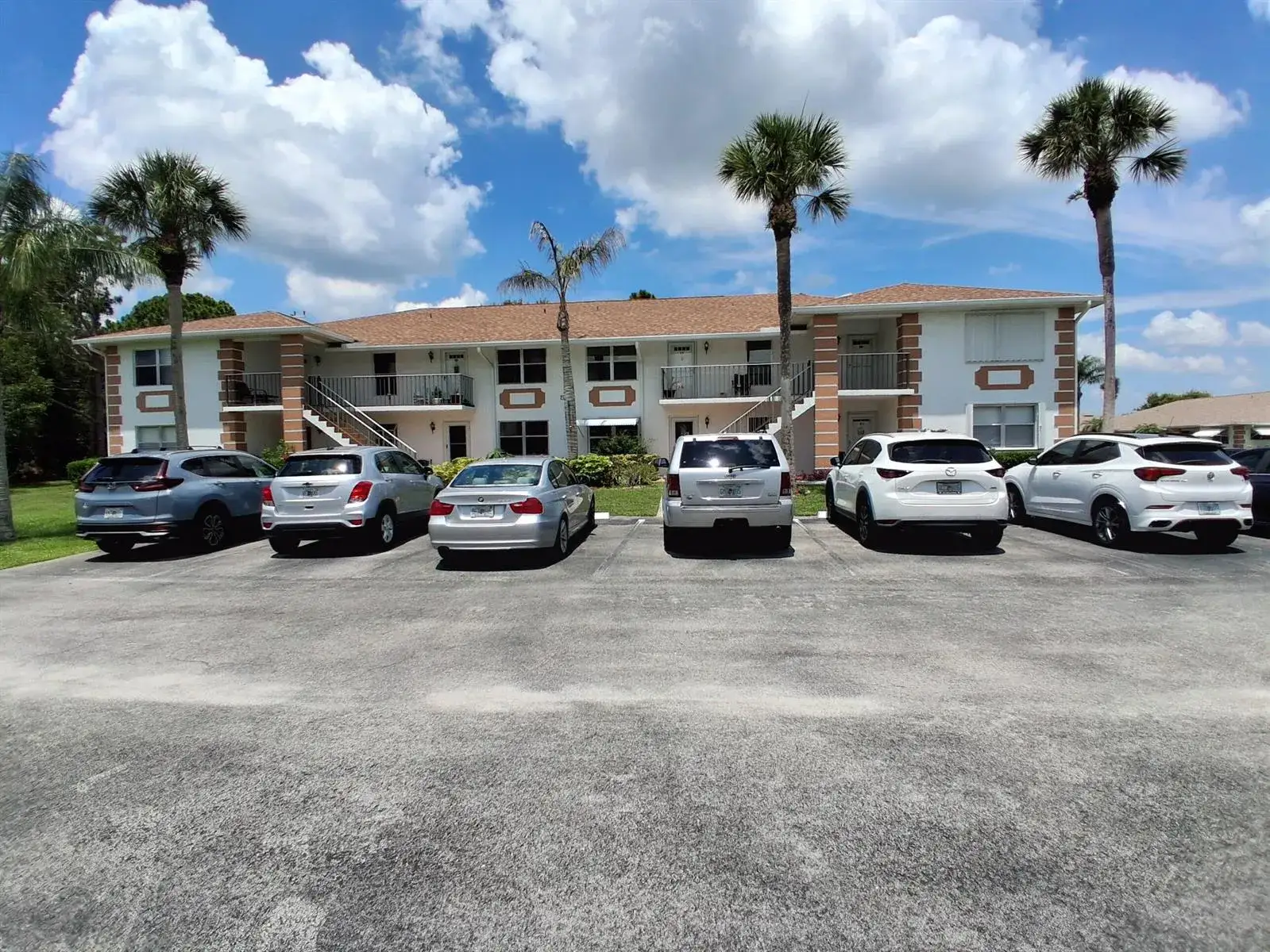 533 S Lakes End Drive S # E2, Fort Pierce FL 34982