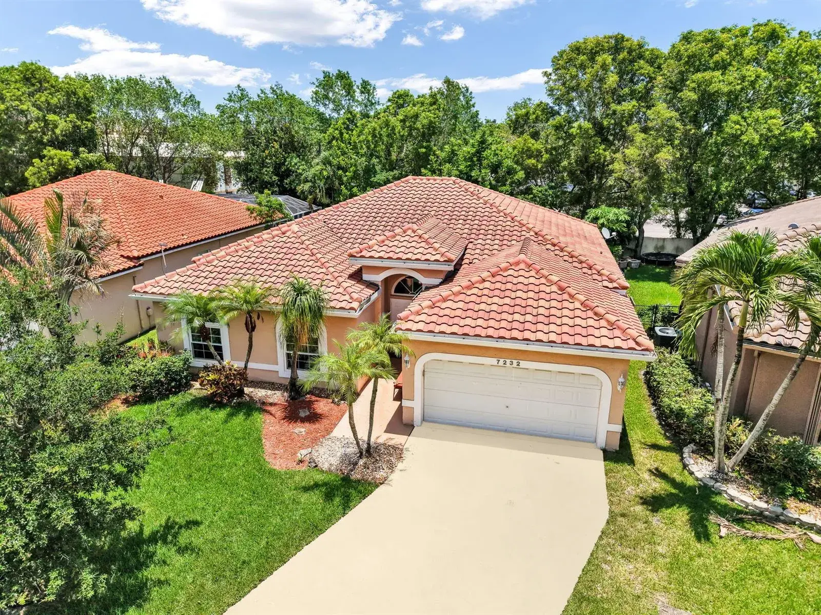 7232 NW 58th Way, Parkland FL 33067