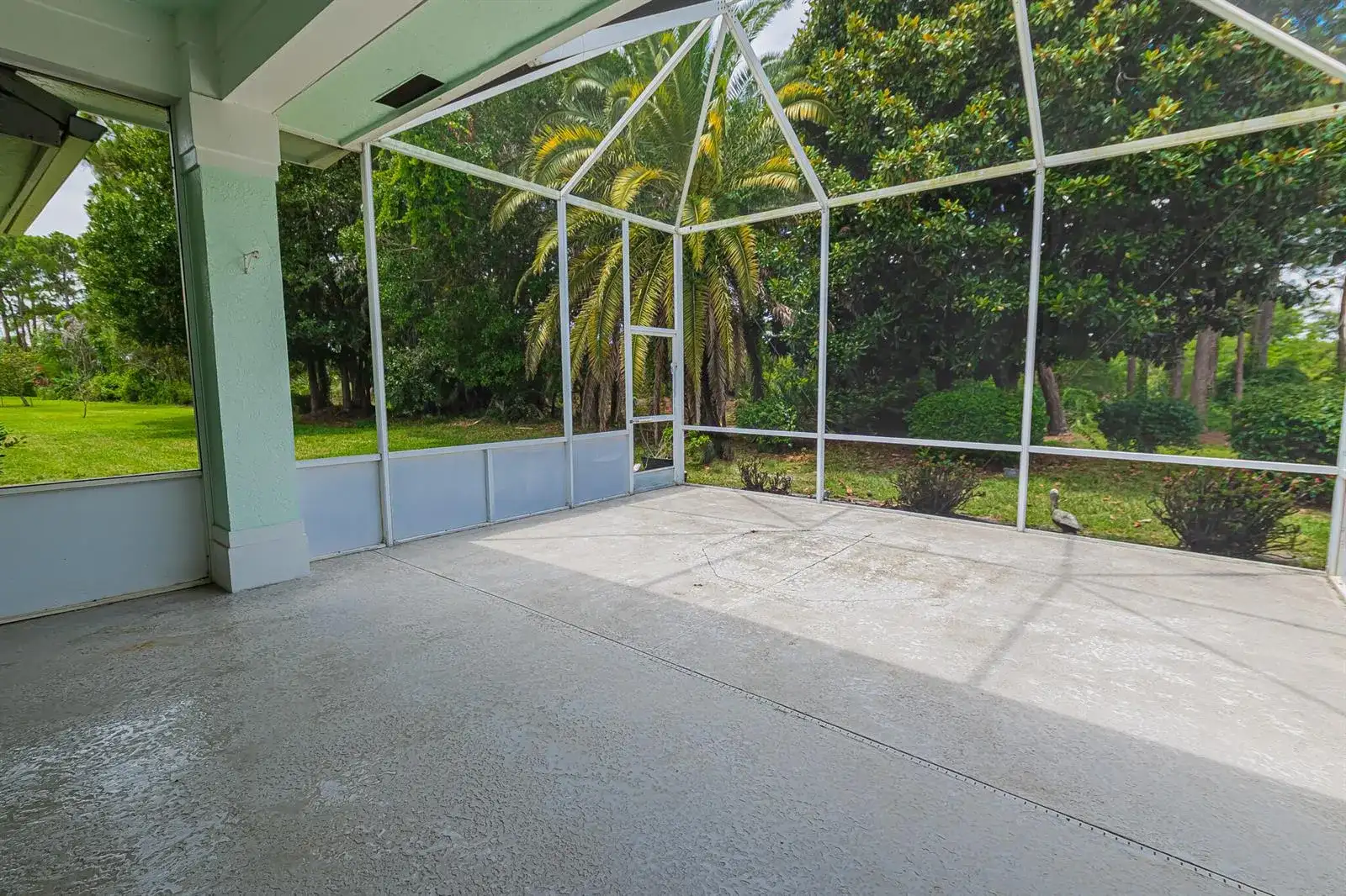 414 SW Fairway Landing, Port St. Lucie FL 34986 photo 2