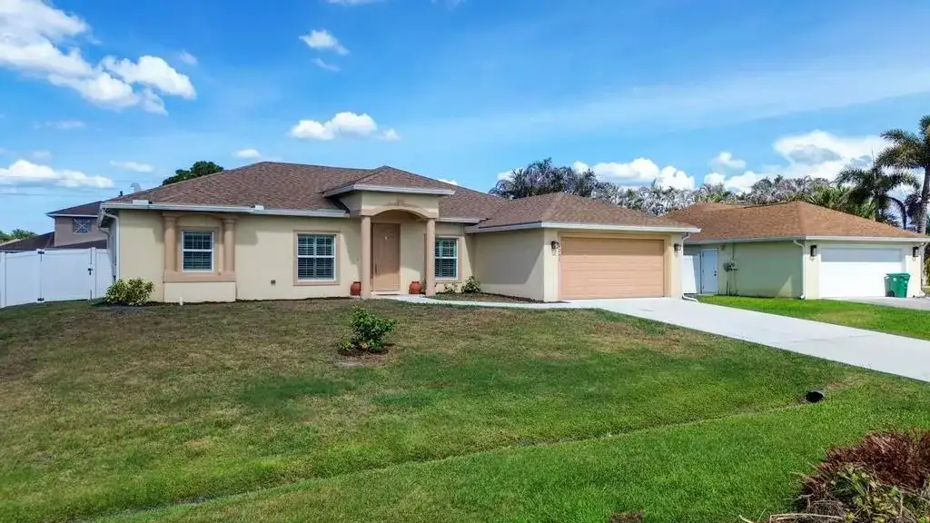 4201 SW Mcclellen Street, Port St. Lucie FL 34953 photo 3
