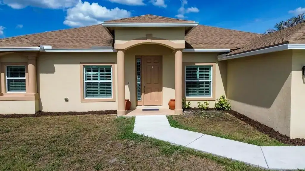 4201 SW Mcclellen Street, Port St. Lucie FL 34953 photo 4