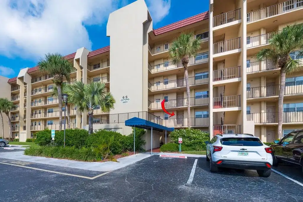3661 Via Poinciana Road # 206, Lake Worth FL 33461