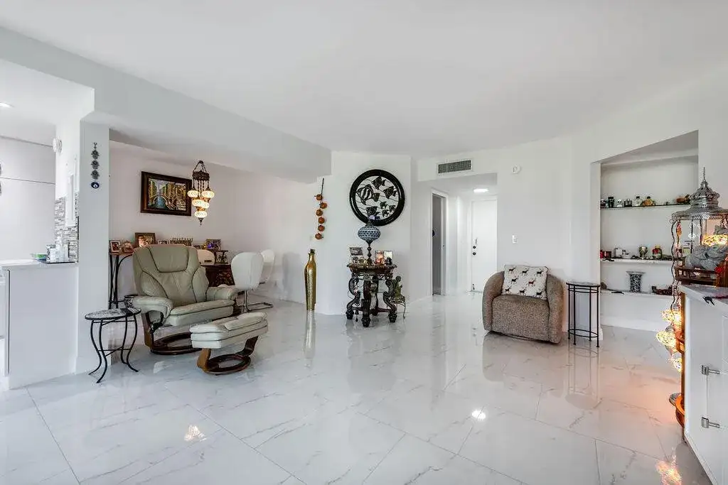 3661 Via Poinciana Road # 206, Lake Worth FL 33461 photo 4