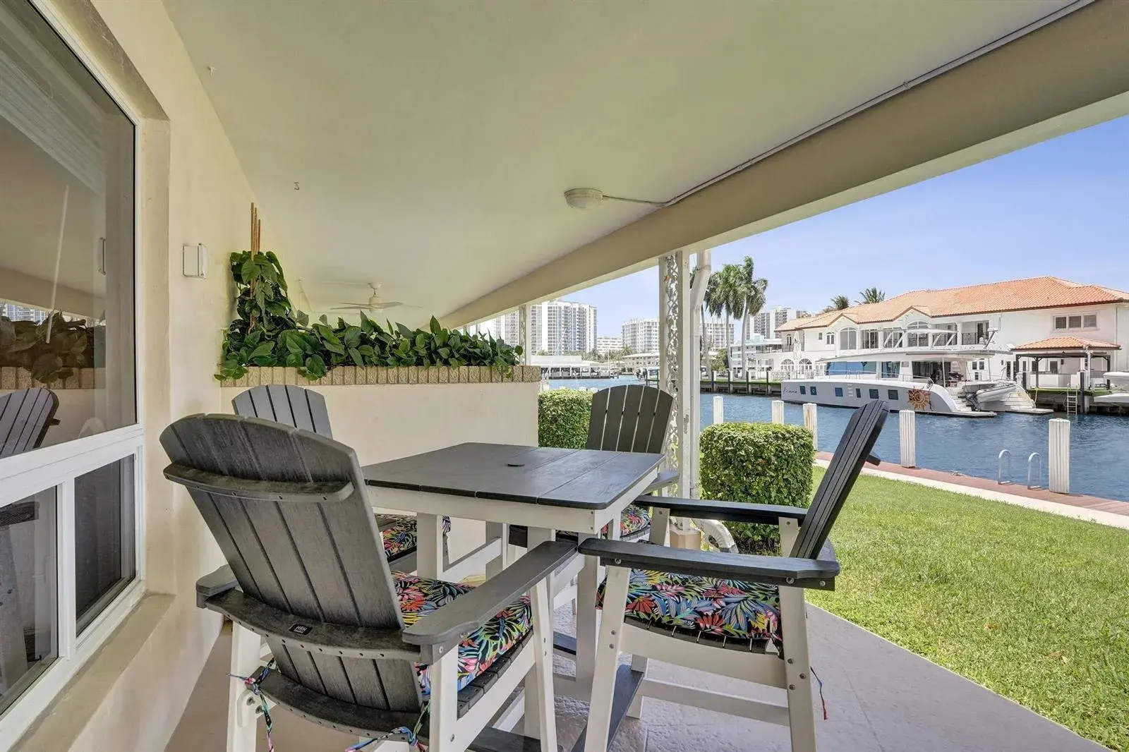 2866 NE 30th Street # 4, Fort Lauderdale FL 33306
