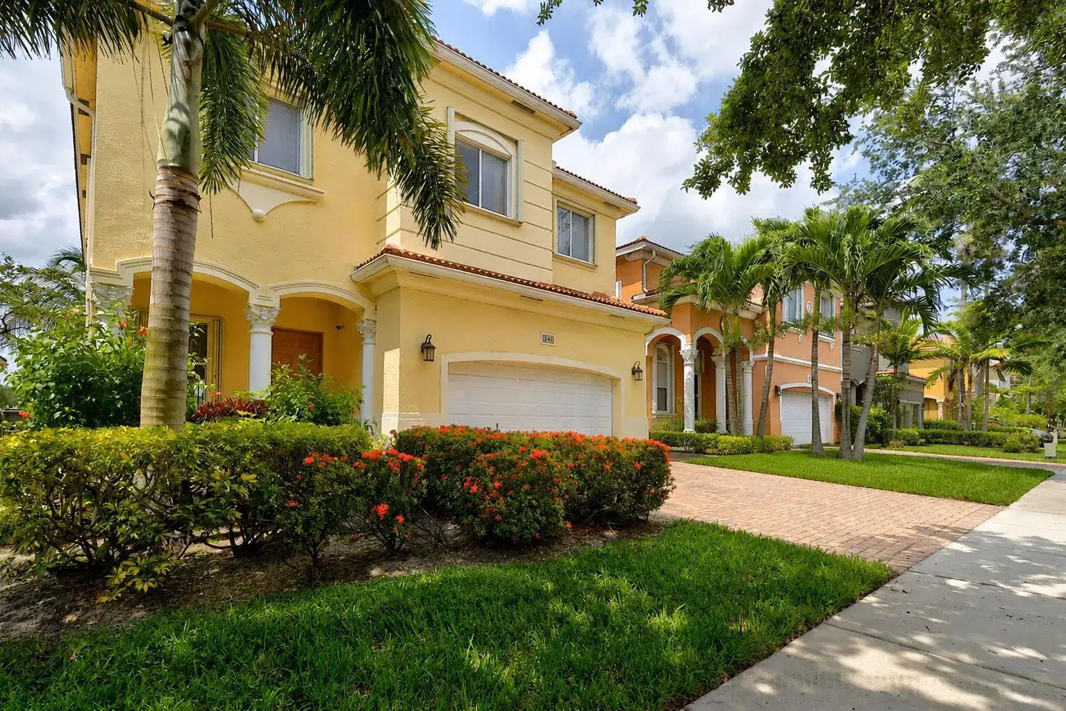 241 Gazetta Way, West Palm Beach FL 33413 photo 3