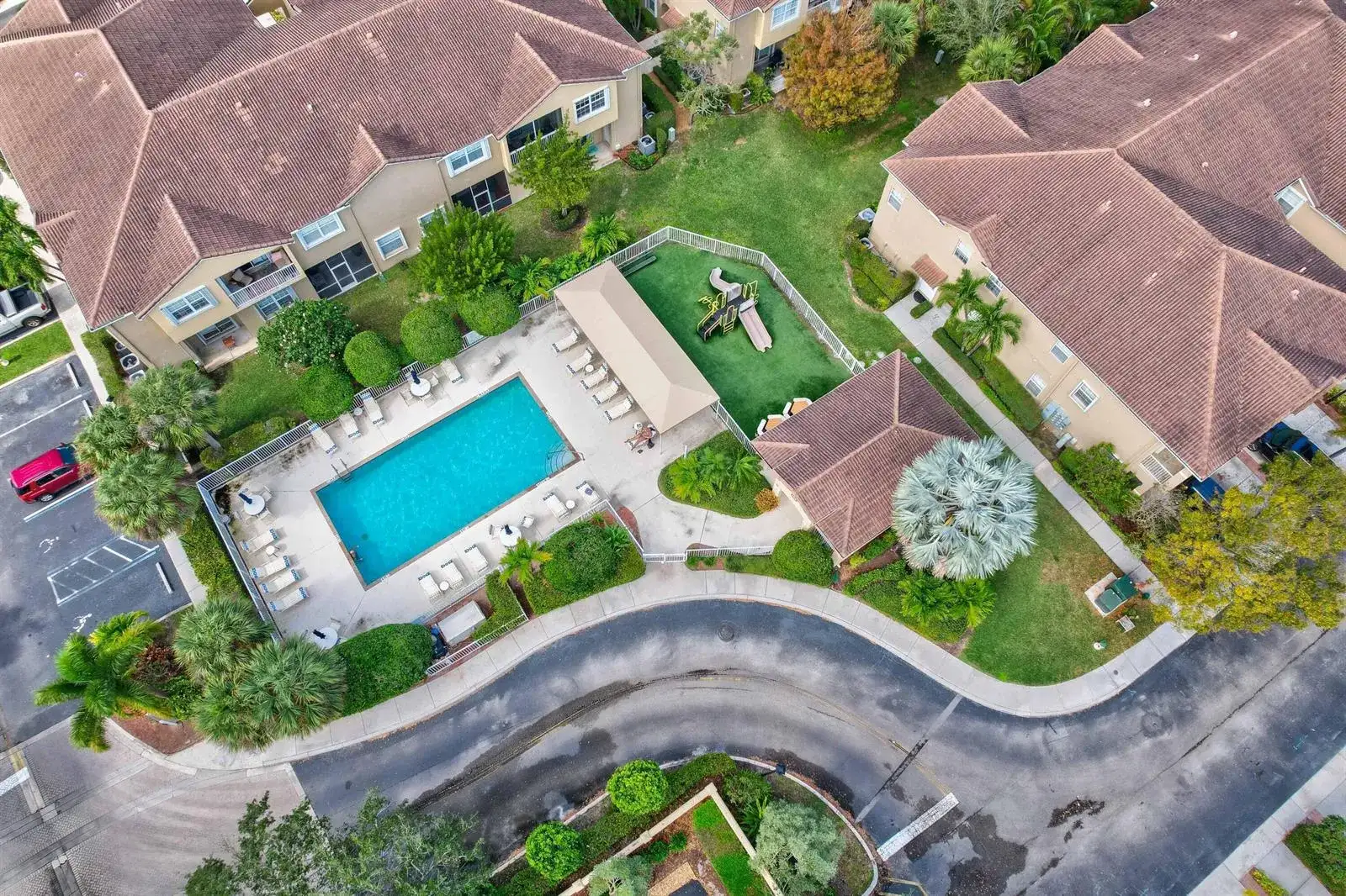 115 Lighthouse Circle # B, Tequesta FL 33469 photo 2