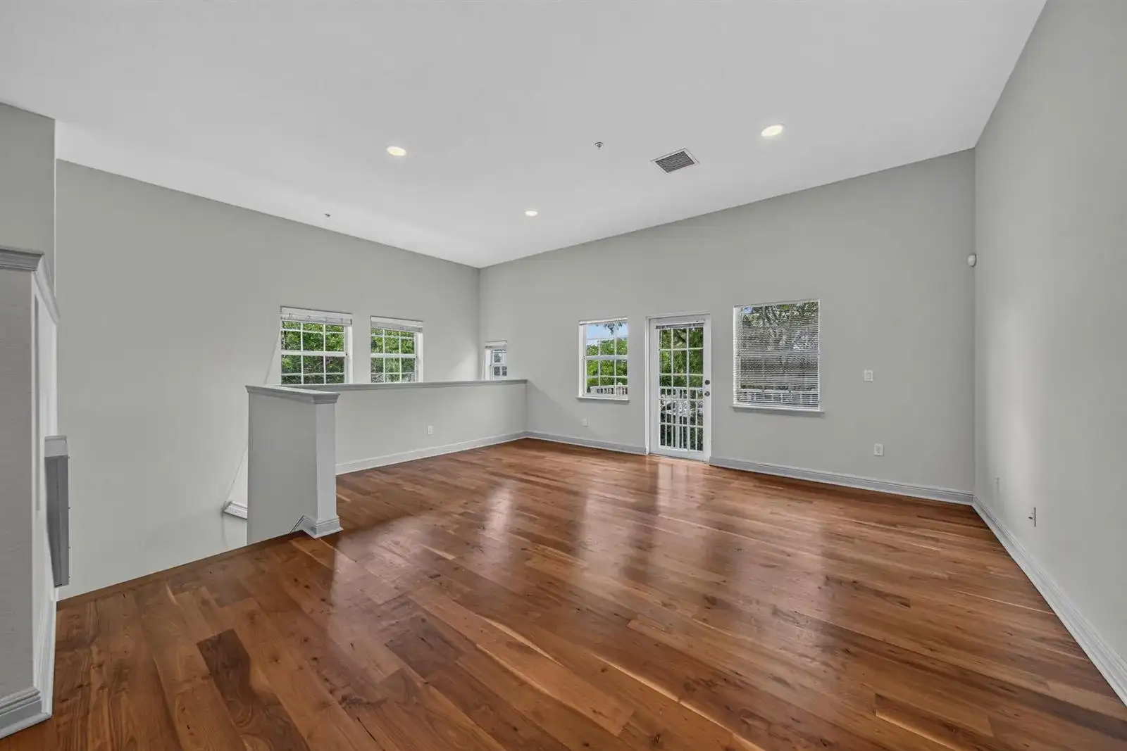 2700 NE 8th Avenue, Wilton Manors FL 33334 photo 4