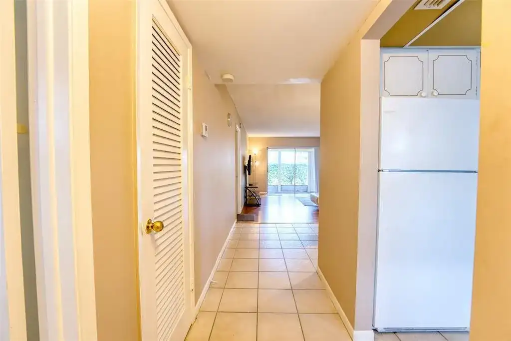 4700 Washington Street # 105, Hollywood FL 33021