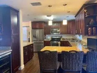 20020 NE 6th Court, Miami FL 33179 photo 2