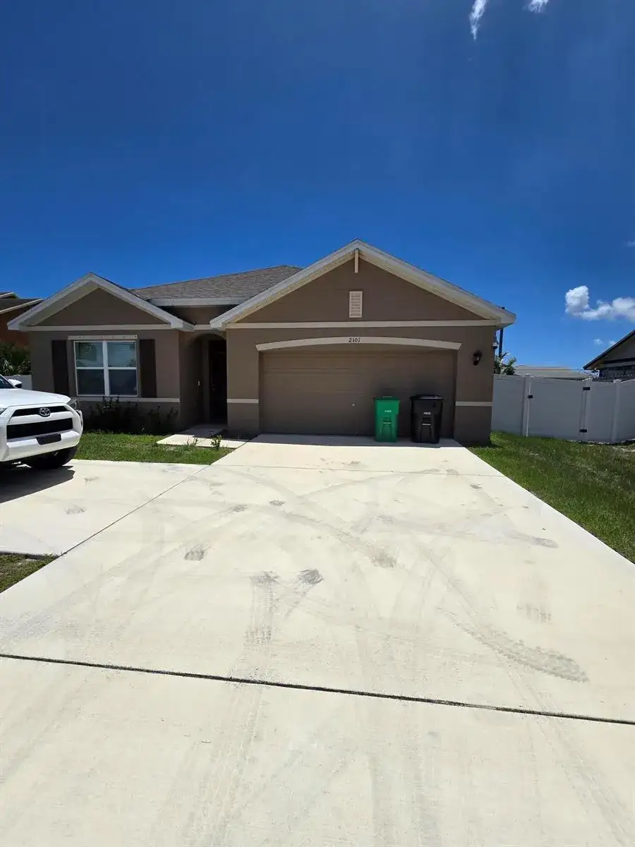 2101 SE Floresta Drive, Port St. Lucie FL 34984 photo 2