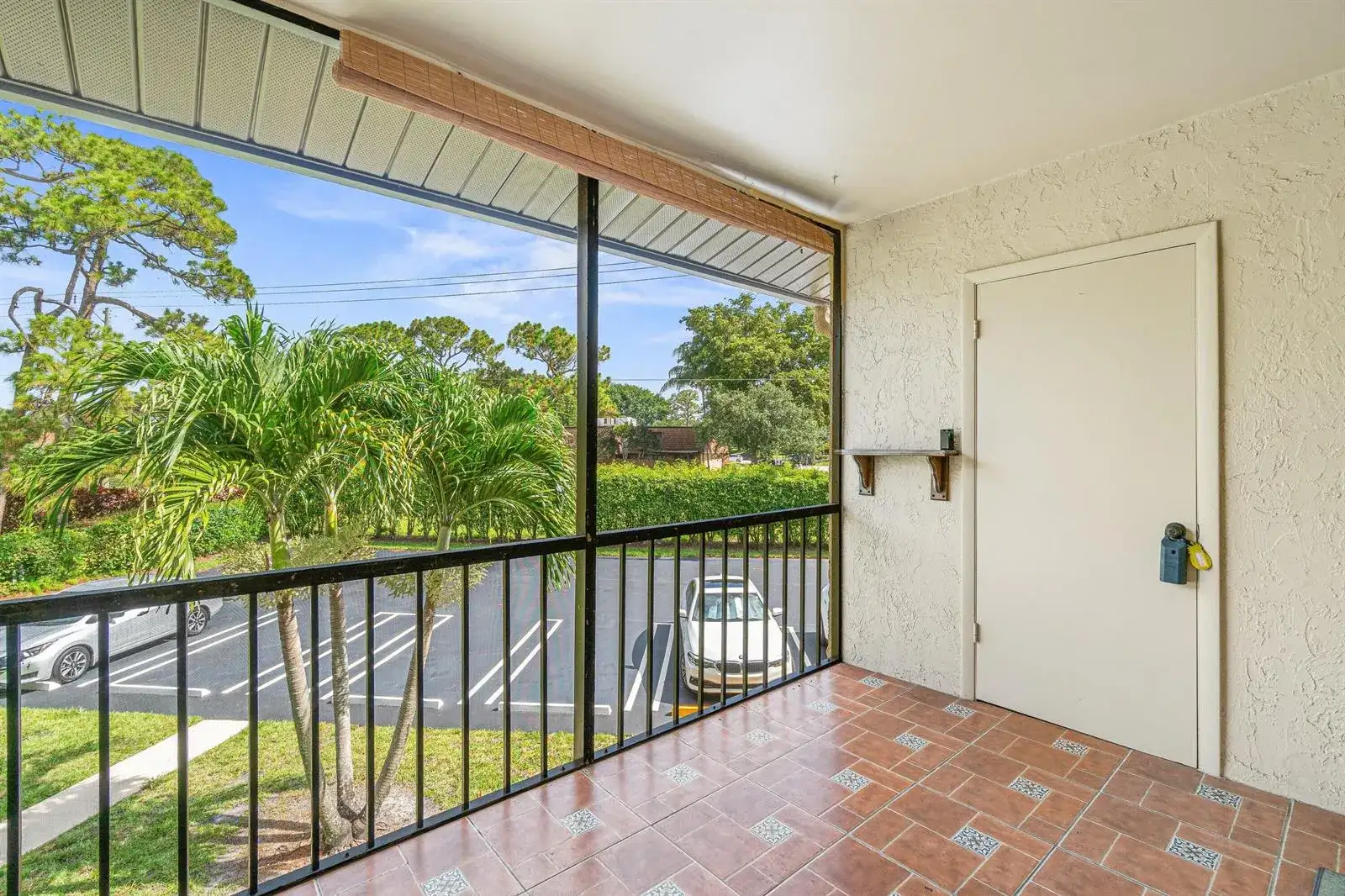 223 Pine Hov Circle # 2, FL 33463 photo 2