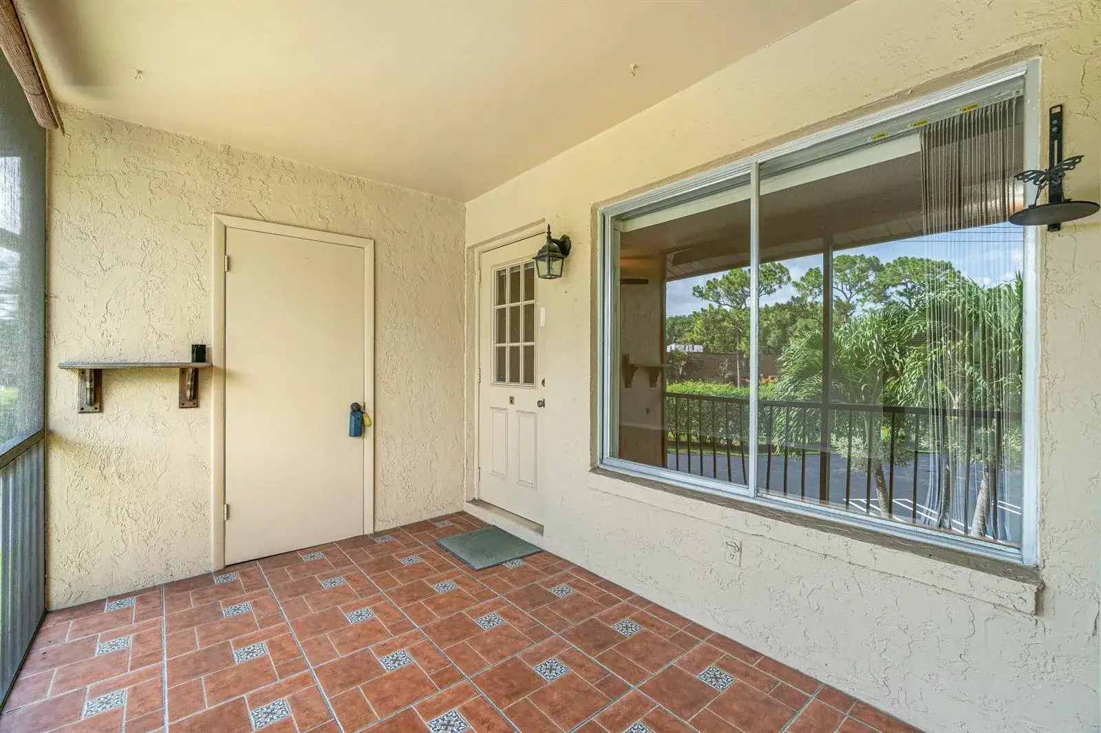 223 Pine Hov Circle # 2, FL 33463 photo 4