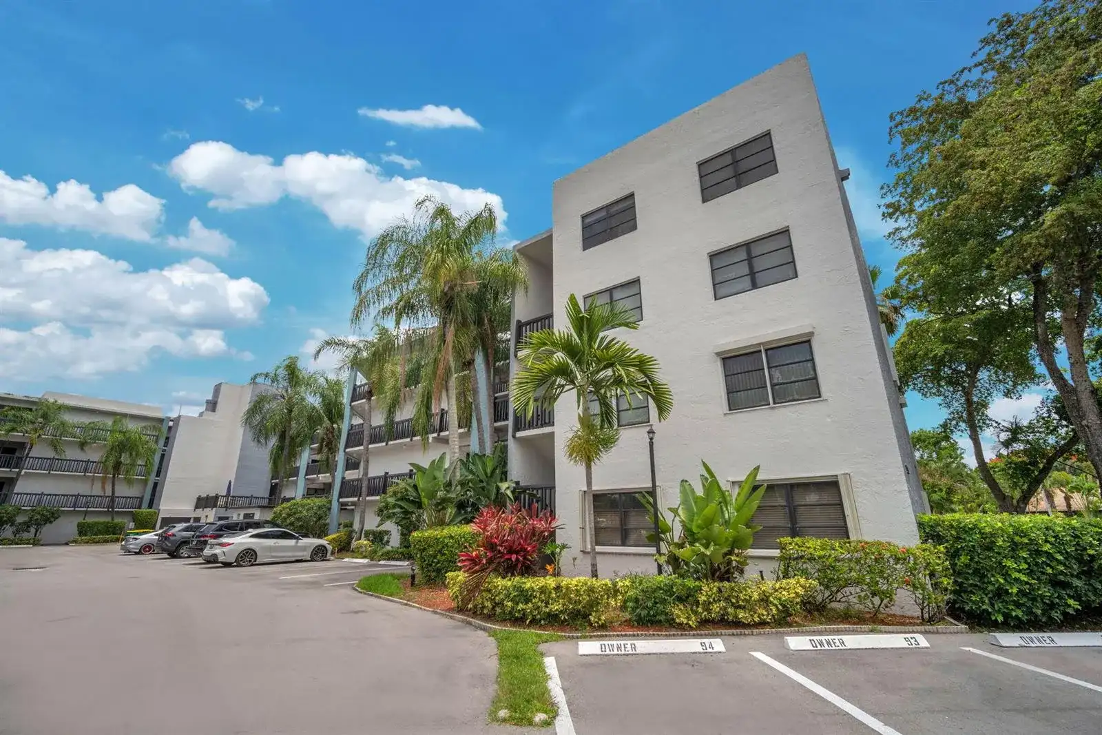 1021 Mockingbird Lane # 303, Plantation FL 33324 photo 3