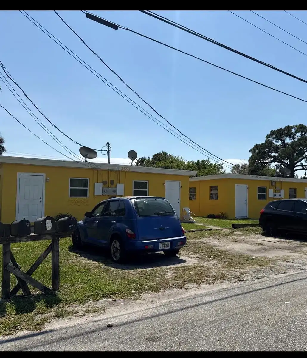 2505 Avenue R # B, Fort Pierce FL 34947