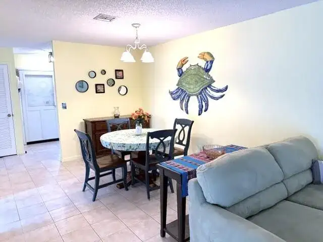 1216 S S Lakes End Drive Apt D, Fort Pierce FL 34982 photo 5