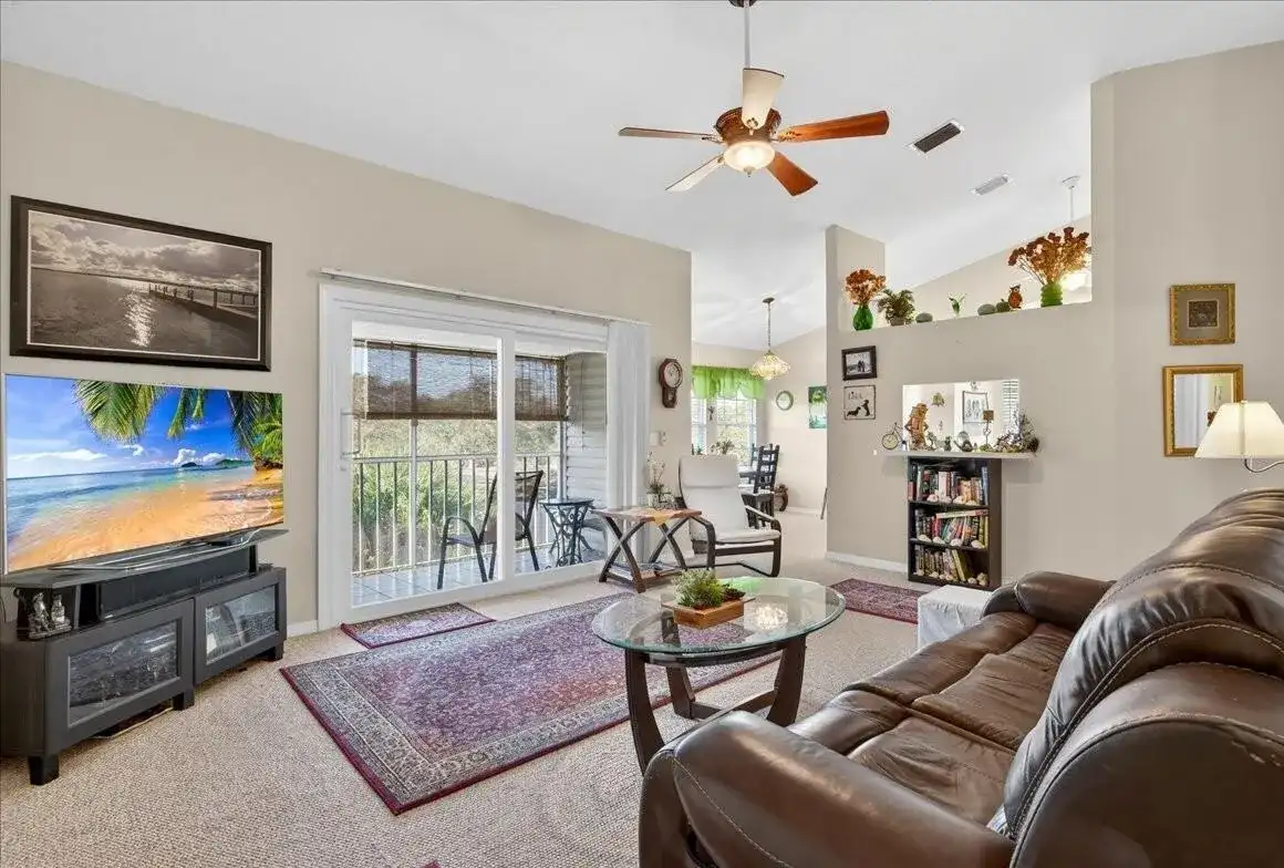1810 Waterford Drive # 6, Vero Beach FL 32966 photo 3