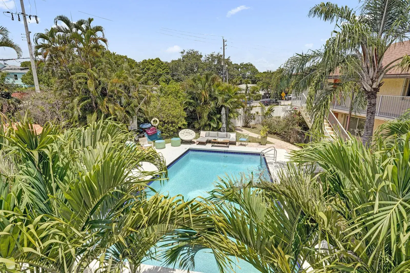 1250 Miami Road # 11, Fort Lauderdale FL 33316
