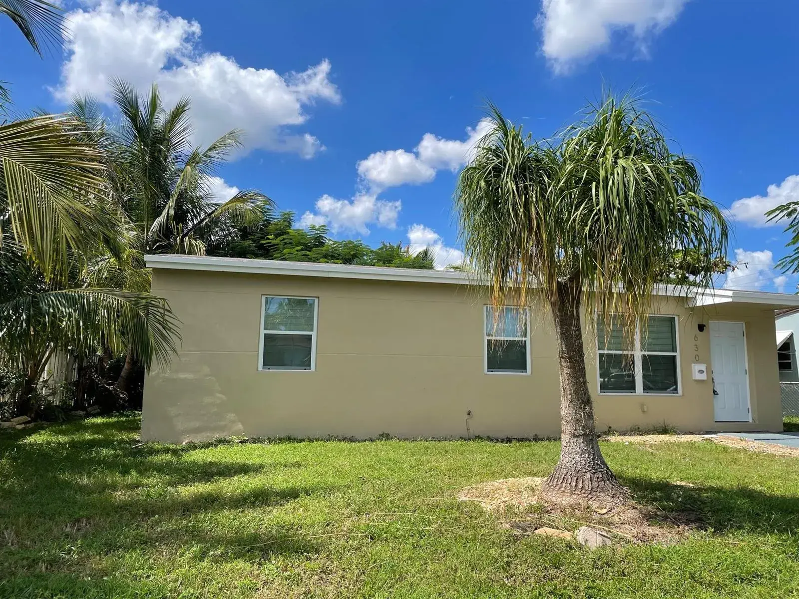 630 N 69th Avenue, Hollywood FL 33024