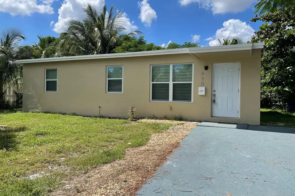 630 N 69th Avenue, Hollywood FL 33024