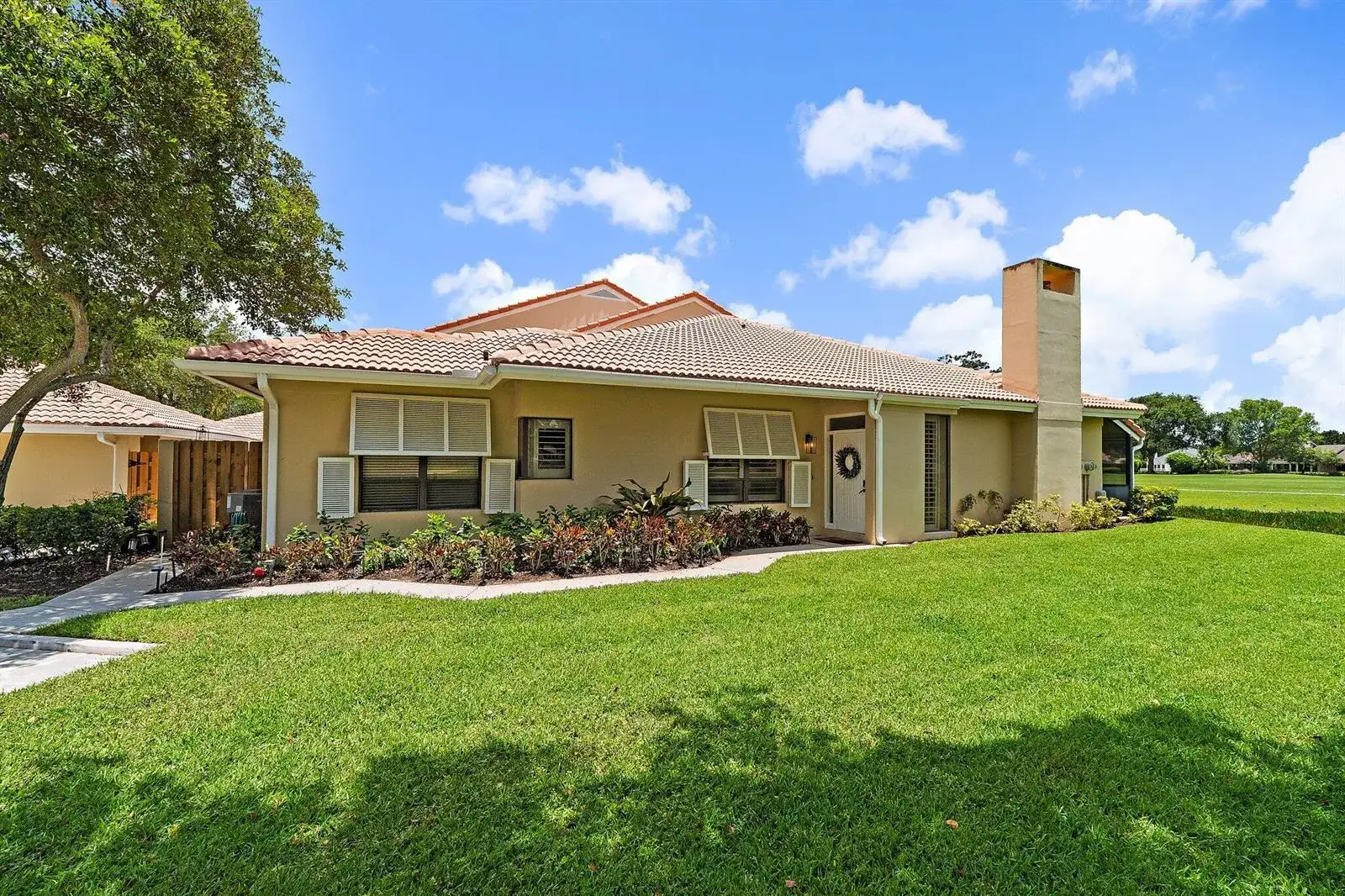 261 Old Meadow Way Way, Palm Beach Gardens FL 33418 photo 3