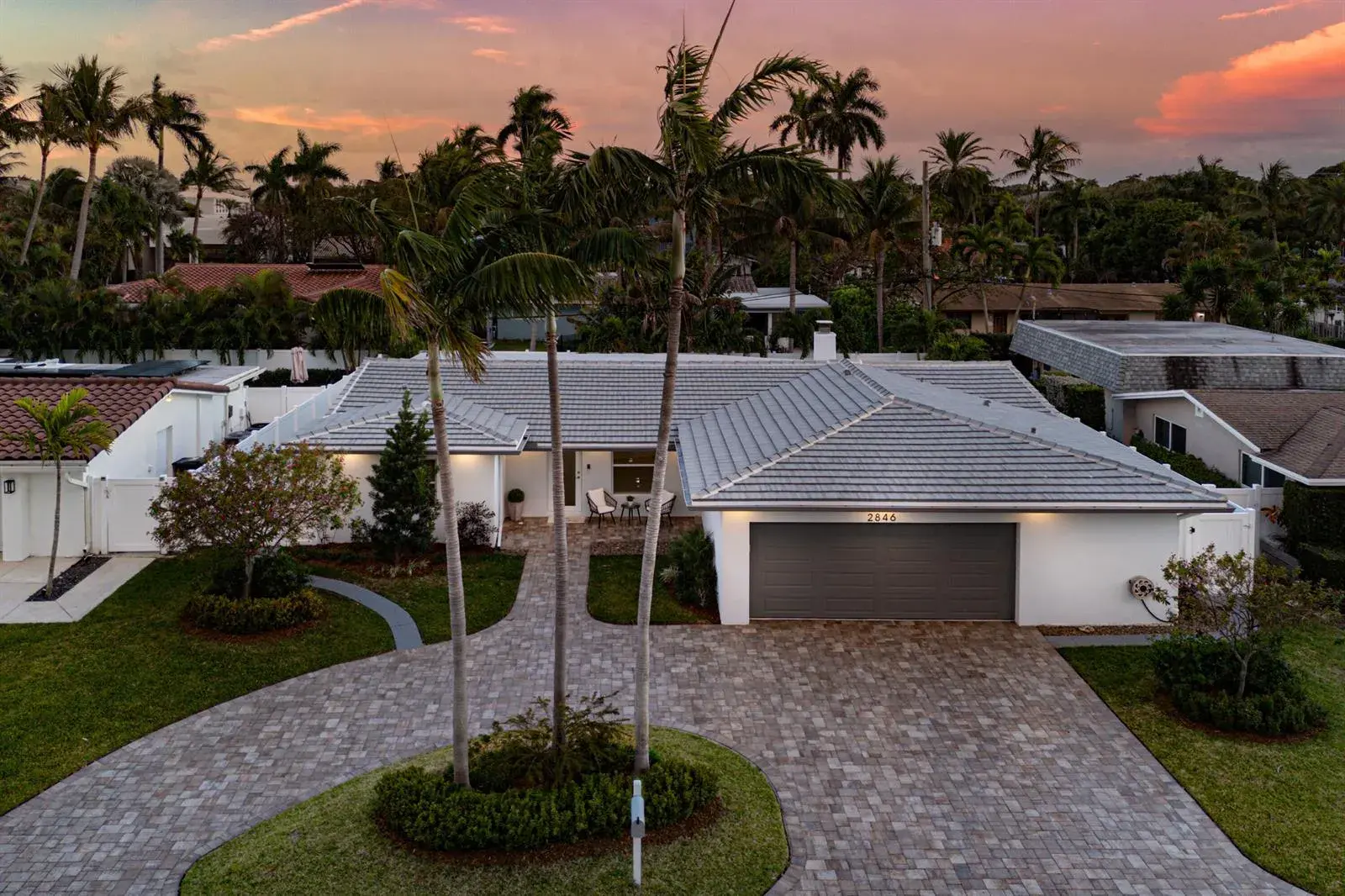 2846 NE 35th Court, Lighthouse Point FL 33064
