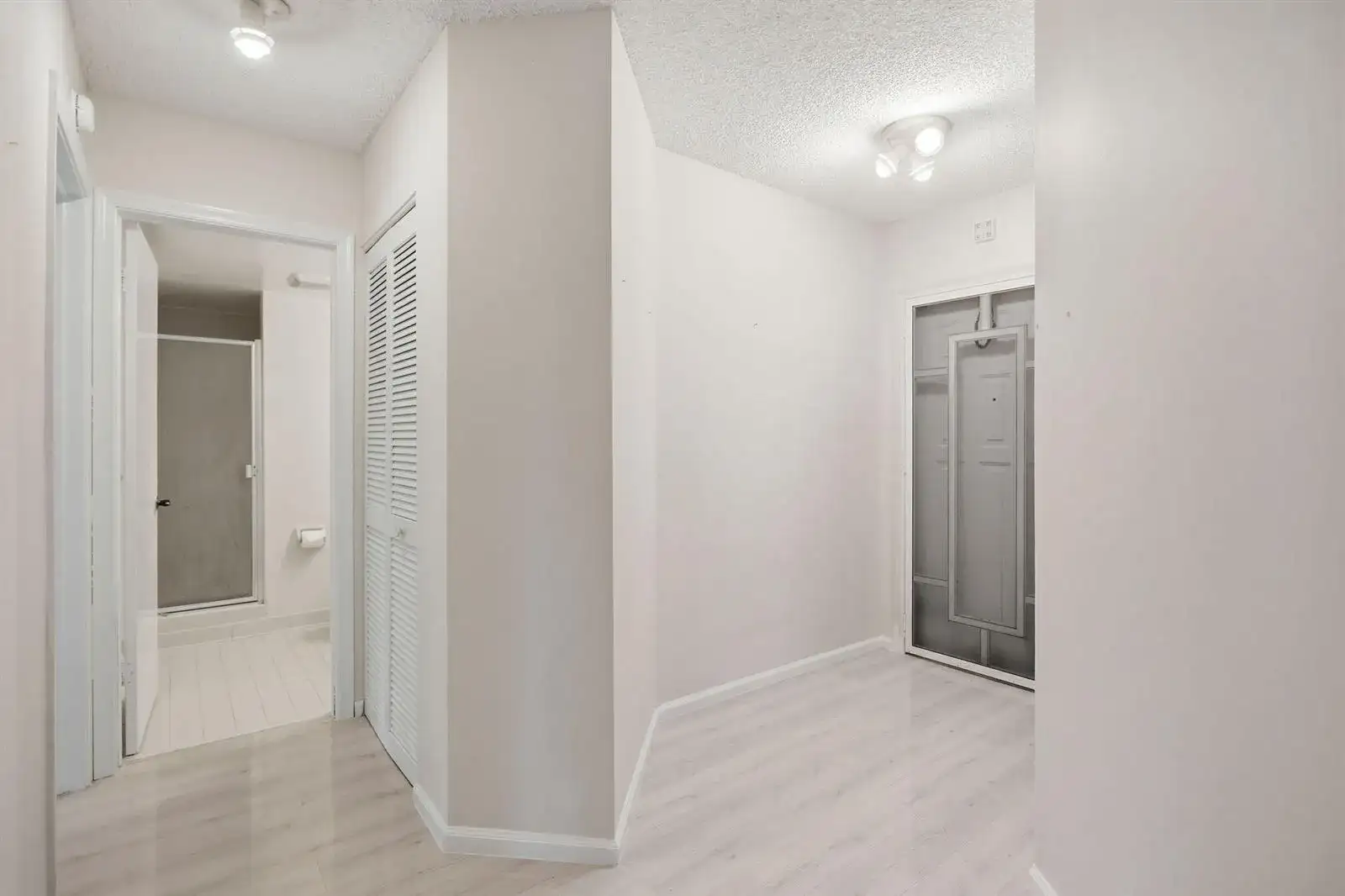 10110 Cedar Point Boulevard # 206, Boynton Beach FL 33437 photo 3
