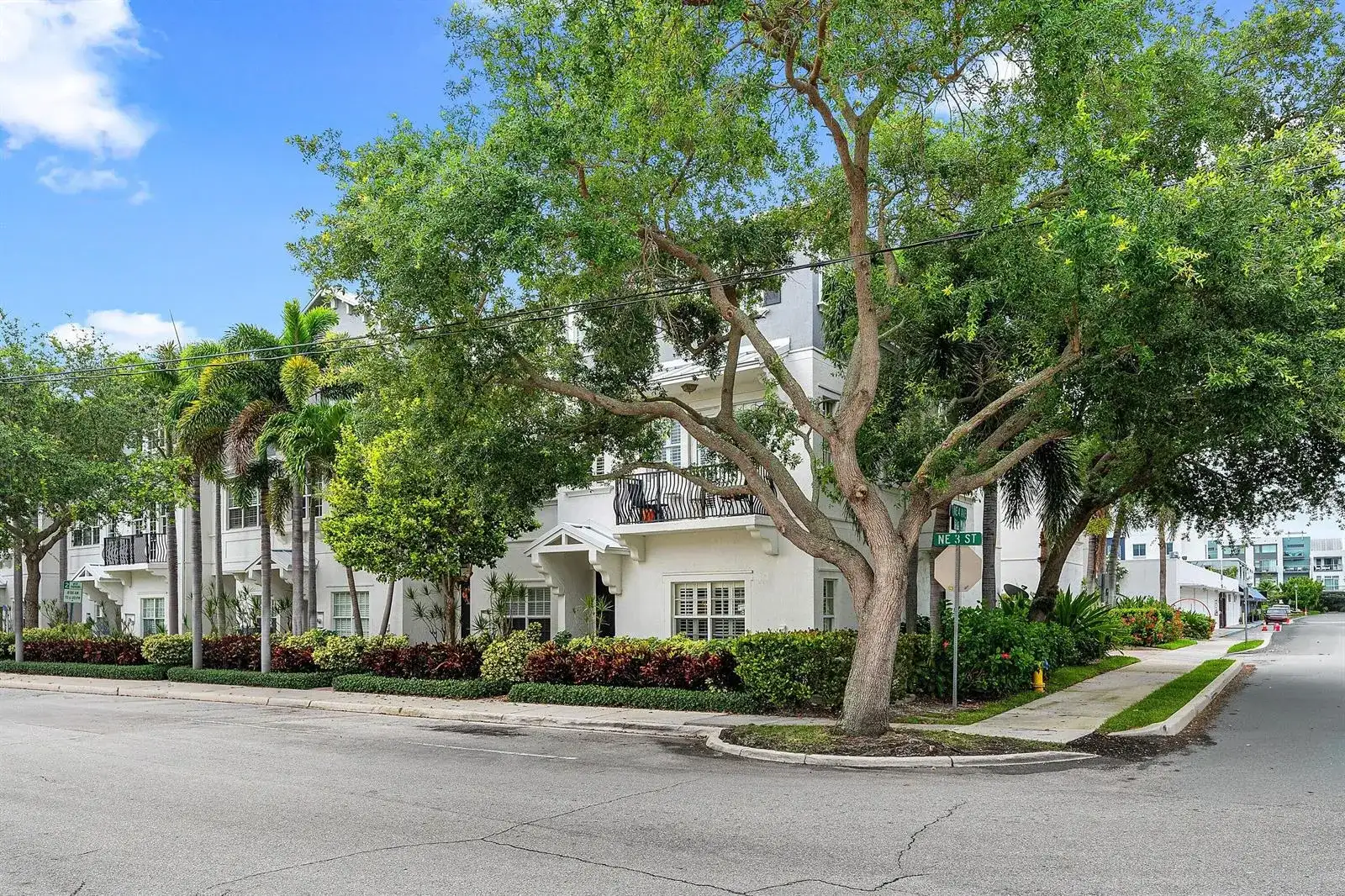 290 NE 5th Avenue # 9, Delray Beach FL 33483 photo 2