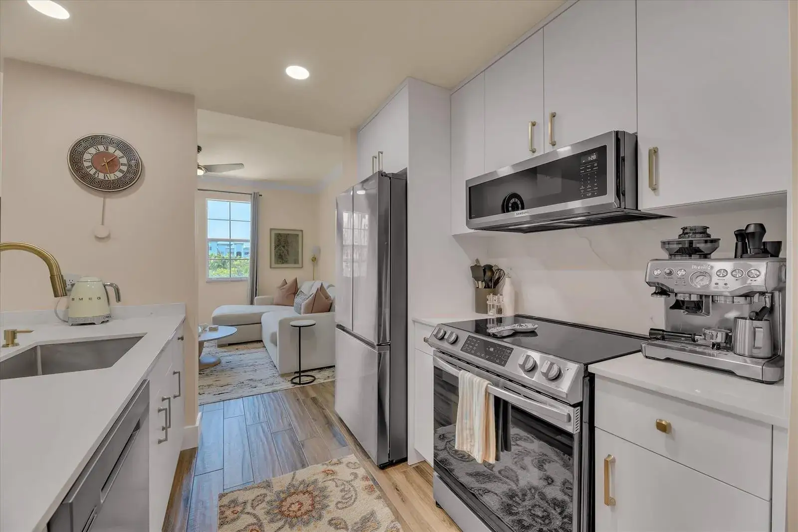 533 NE 3rd Avenue # 512, Fort Lauderdale FL 33301