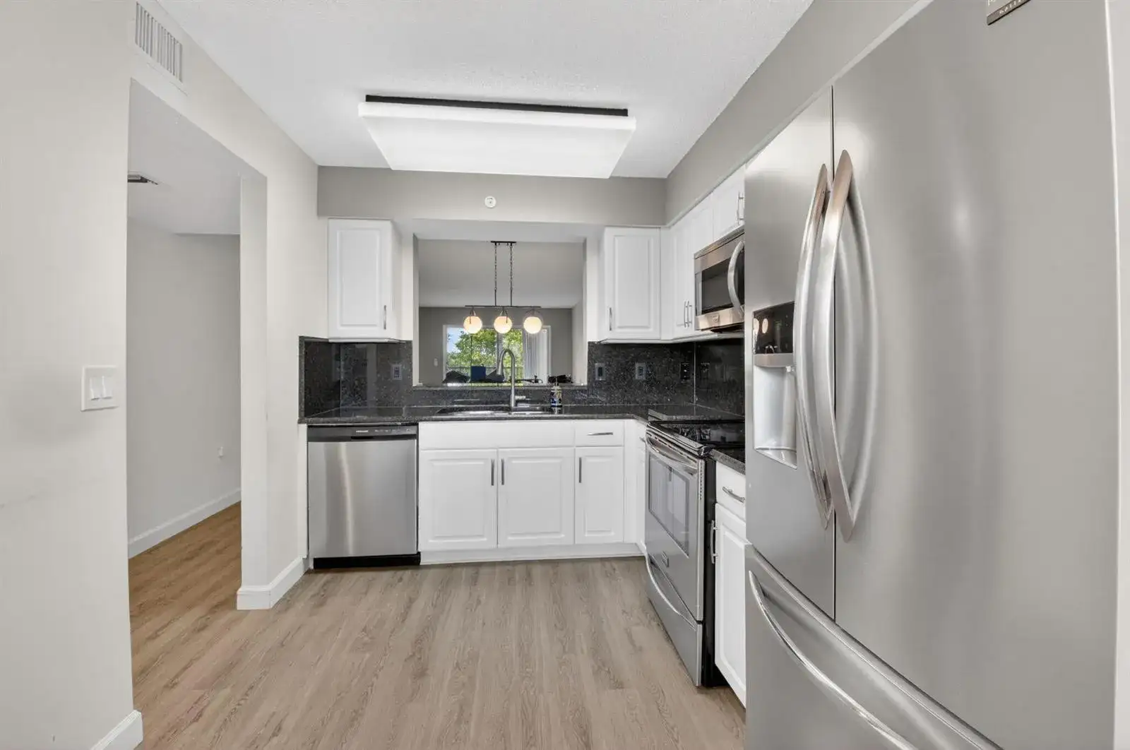 6080 Huntwick Terrace # 405, Delray Beach FL 33484 photo 2