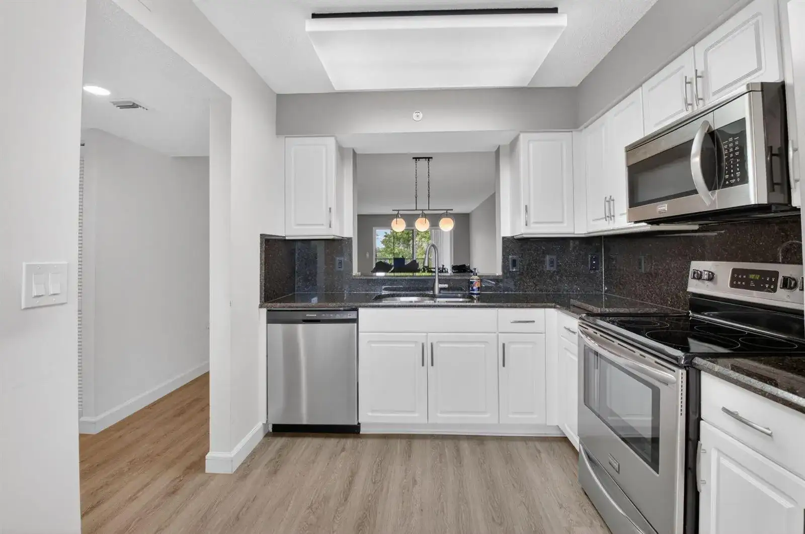 6080 Huntwick Terrace # 405, Delray Beach FL 33484 photo 3