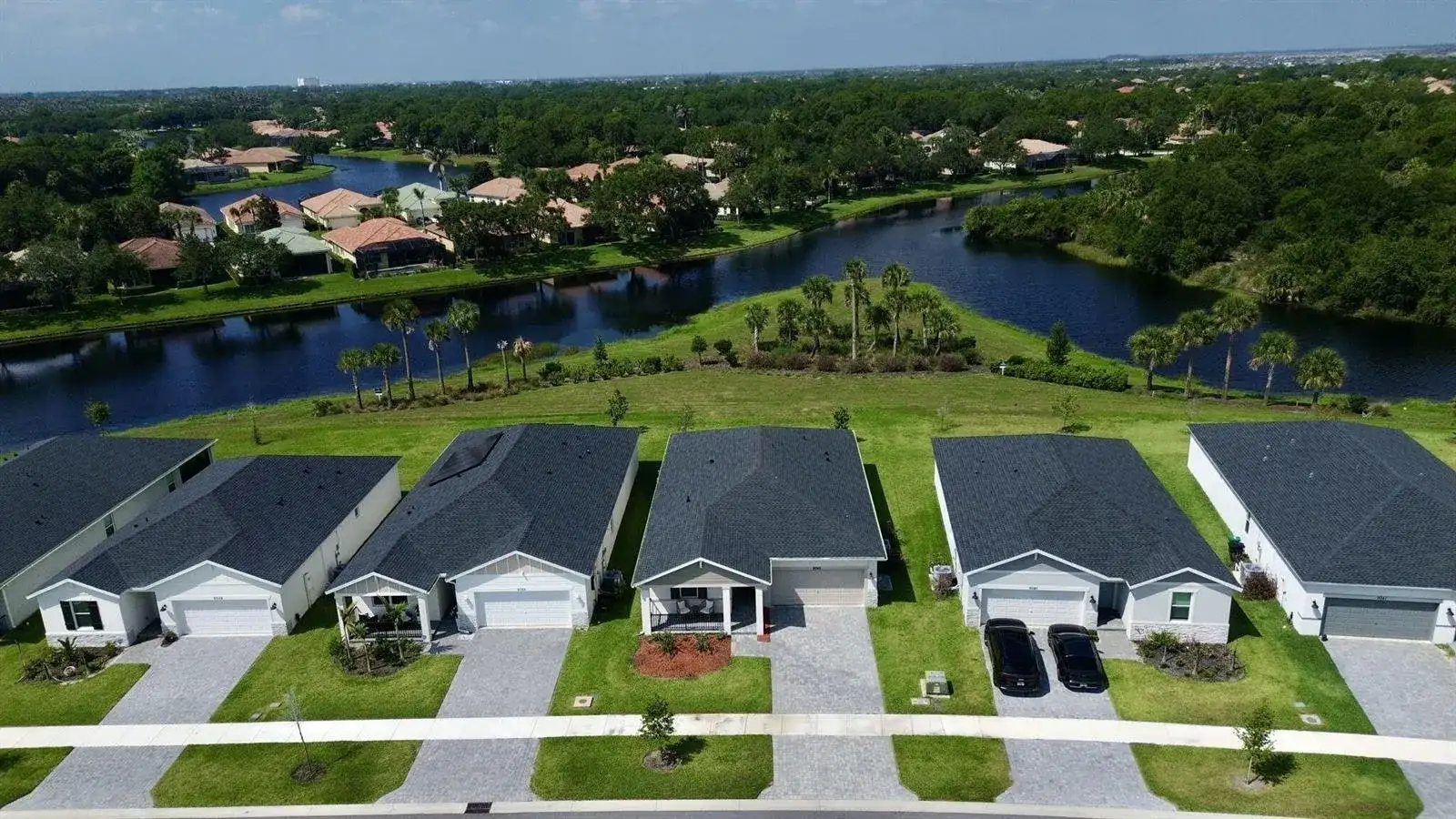 9049 Dahlia Circle, Port St. Lucie FL 34986 photo 2