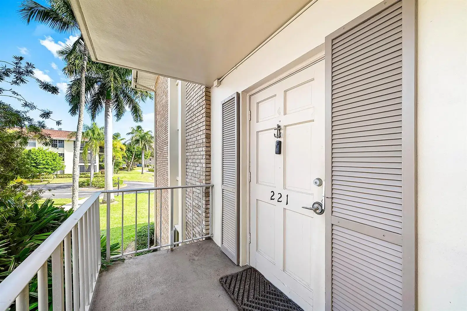 5540 Tamberlane Circle # 221, Palm Beach Gardens FL 33418 photo 3